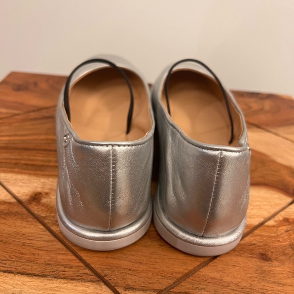 COACH  silver Ballet flats 6.5 - Picture 6 of 8
